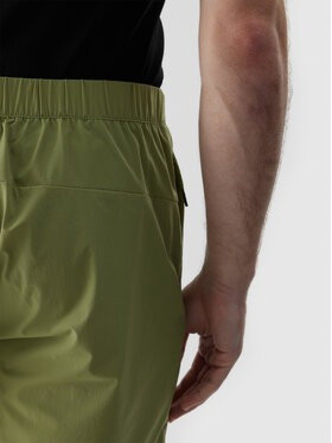 4F Szorty materiałowe 4FWSS24TFSHM425 Zielony Regular Fit