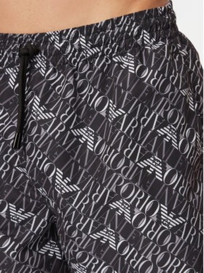 Emporio Armani Szorty kąpielowe EM000688 AF20442 FC026 Czarny Regular Fit