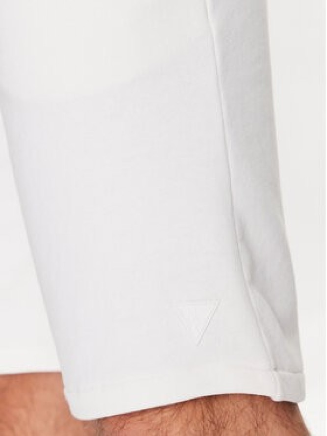 Guess Szorty sportowe Aldwin Z2YD04 KAIJ1 Biały Slim Fit