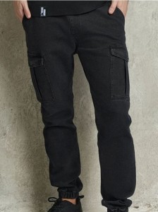 Spodnie jogger cargo - czarny