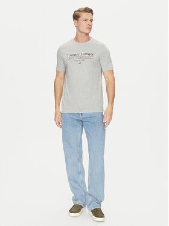Tommy Hilfiger T-Shirt Center Stack MW0MW38621 Szary Regular Fit