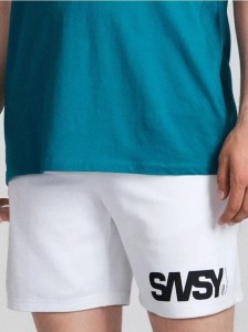 Szorty z kieszeniami na zamek - biały